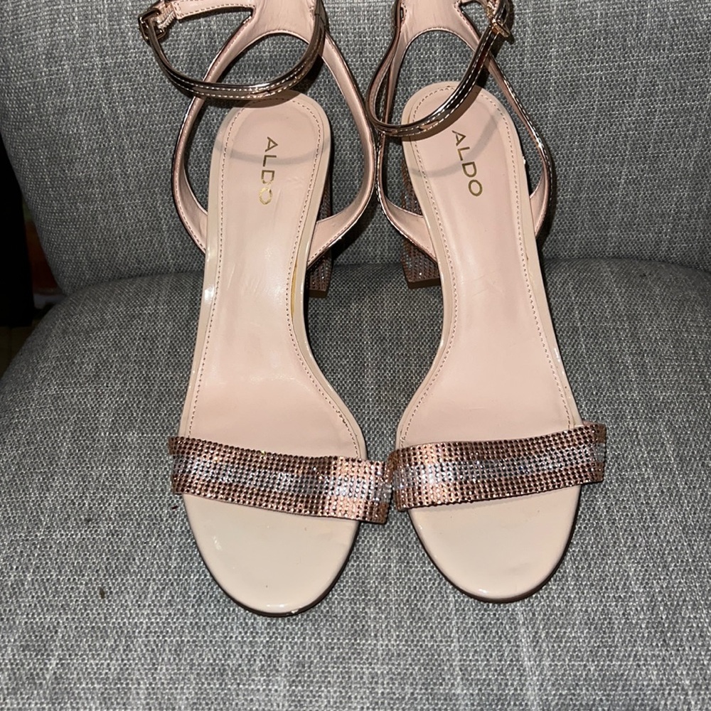 Aldo champagne gold and silver sandals Size 9